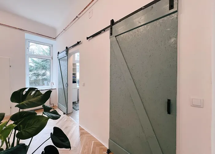 Loft Near Belvedere Castle