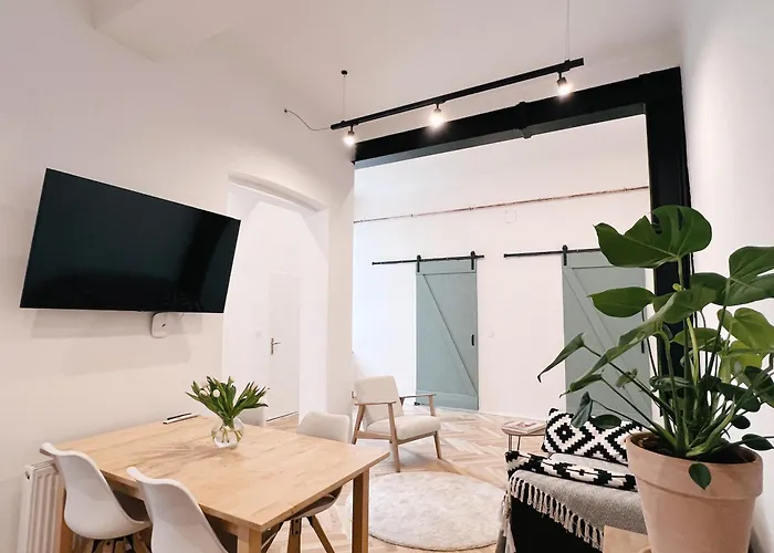 Loft Near Belvedere Castle Apartamento *